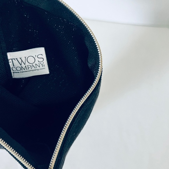 Two’s Company-One Cat Shot Accessory Pouch Black OS - Picture 4 of 4